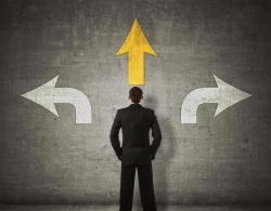 TOMA DE DECISIONES Y SOLUCIÓN DE PROBLEMAS