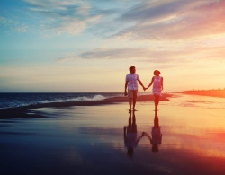 terapia-de-pareja-unida-en-la-playa